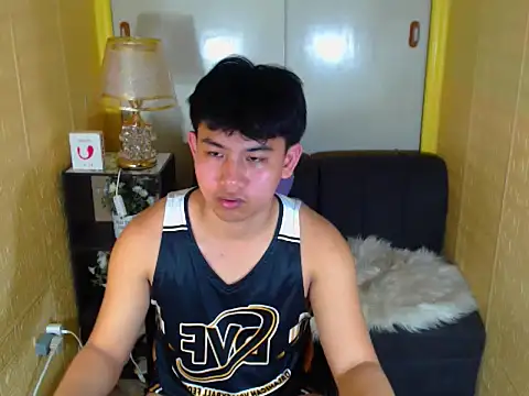 charliebighead online show from February 9, 1:31 am