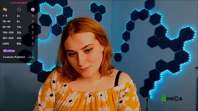 casey meow  online show from November 26, 9:43 am