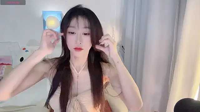 ai-ai-mi online show from May 14, 7:42 pm