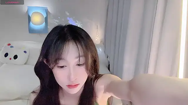 ai-ai-mi online show from May 16, 9:13 pm