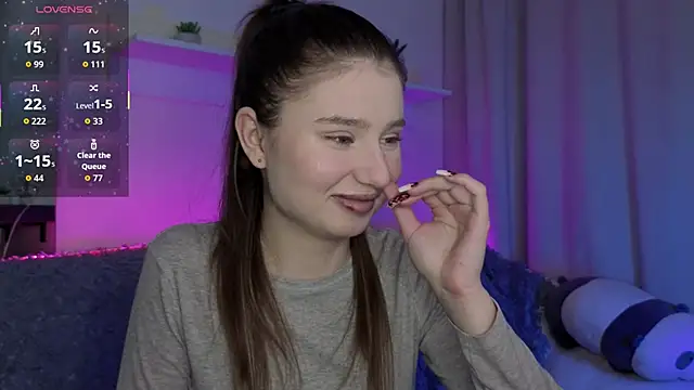  Lua   online show from February 16, 11:01 pm