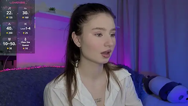  Lua   online show from February 19, 10:17 pm