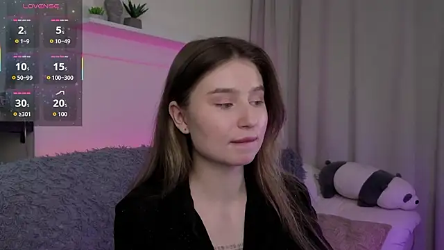  Lua   online show from March 8, 2:04 am