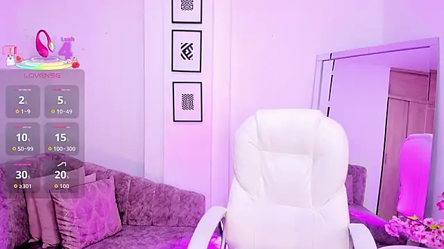 miavegas1 online show from October 25, 11:32 pm