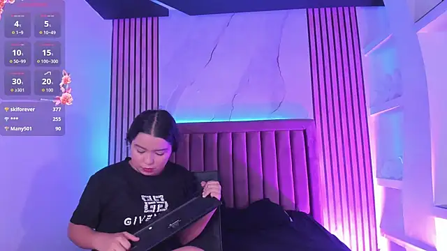 Snapshot of LunaWiill_ chatting on September 20, 12:39 pm LunaWiill online show from September 20, 12:39 pm