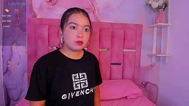 Snapshot of LunaWiill_ chatting on September 28, 4:34 pm LunaWiill online show from September 28, 4:34 pm