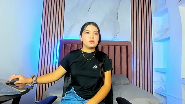 Snapshot of LunaWiill_ chatting on October 16, 12:50 pm LunaWiill online show from October 16, 12:50 pm