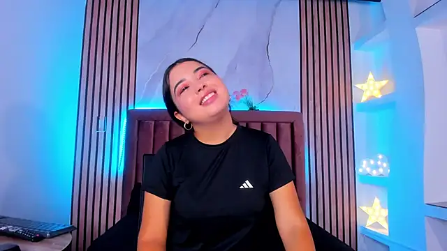 Snapshot of LunaWiill_ chatting on October 21, 12:17 pm LunaWiill online show from October 21, 12:17 pm