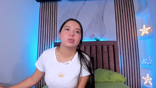 Snapshot of LunaWiill_ chatting on October 22, 12:16 pm LunaWiill online show from October 22, 12:16 pm