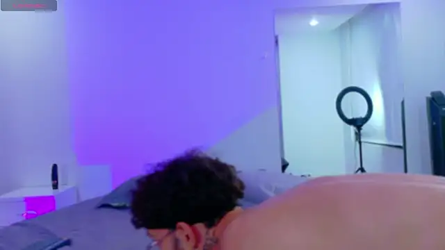 Violet and Paul online show from October 3, 3:47 am