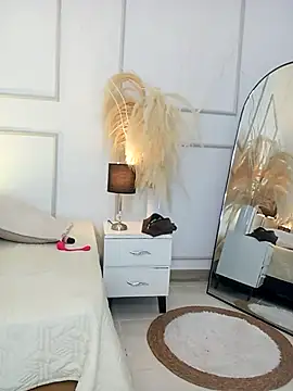 Violet and Paul online show from October 19, 3:18 am