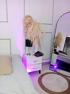 Violet and Paul online show from October 24, 3:36 am