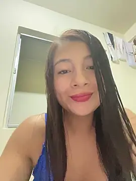 Snapshot of Karlee_Grey1 chatting on October 21, 1:50 am Karlee Grey1 online show from October 21, 1:50 am