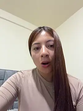 Karlee Grey1 online show from February 18, 5:14 am