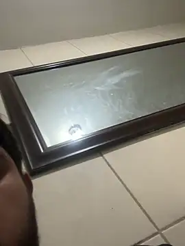 Snapshot of futsam653 chatting on March 21, 10:42 am futsam653 online show from March 21, 10:42 am