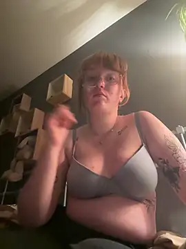roxybliss3 online show from June 6, 12:27 am