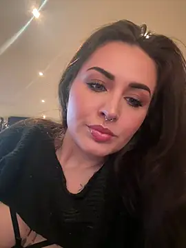 Snapshot of Kristyoff chatting on March 28, 5:45 pm Kristyoff online show from March 28, 5:45 pm