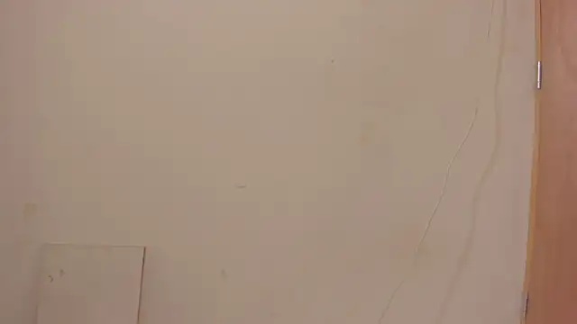 Dakota x18 online show from November 12, 8:30 pm