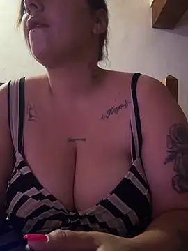 Emilie 1 online show from May 23, 9:41 pm