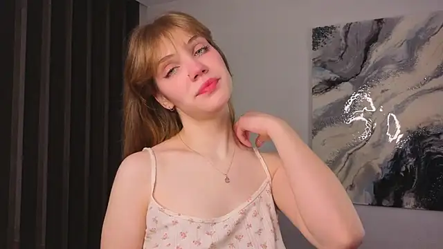 pienaple online show from November 29, 4:04 am