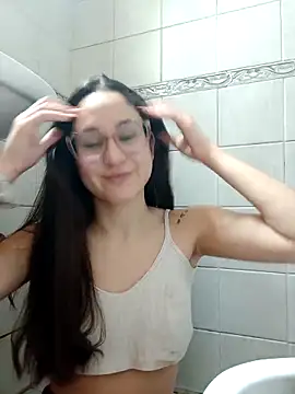 linameii online show from November 24, 4:45 am