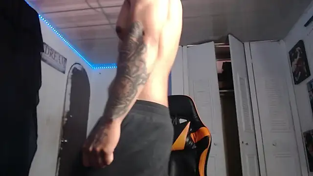 Snapshot of Chrys_harris77 chatting on September 26, 8:24 pm Chrys harris77 online show from September 26, 8:24 pm