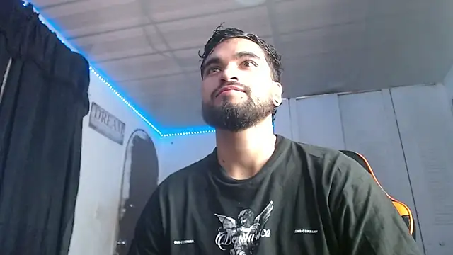 Snapshot of Chrys_harris77 chatting on October 3, 9:45 pm Chrys harris77 online show from October 3, 9:45 pm