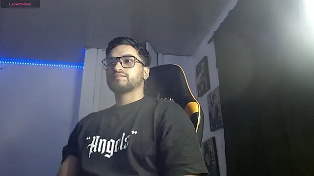 Snapshot of Chrys_harris77 chatting on November 26, 1:50 am Chrys harris77 online show from November 26, 1:50 am