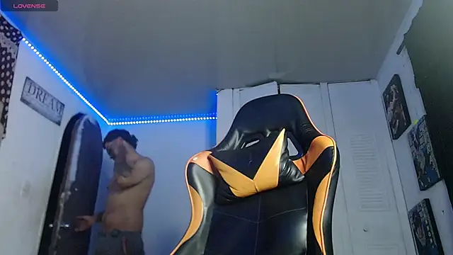 Snapshot of Chrys_harris77 chatting on November 29, 4:37 am Chrys harris77 online show from November 29, 4:37 am