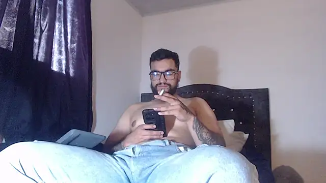 Snapshot of Chrys_harris77 chatting on March 18, 6:22 pm Chrys harris77 online show from March 18, 6:22 pm