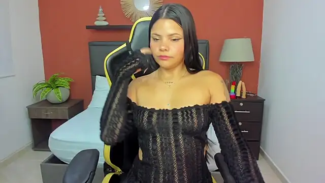 molly lovee  online show from September 29, 12:10 pm