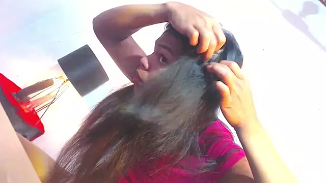 kynthy bitchy online show from December 4, 12:42 am