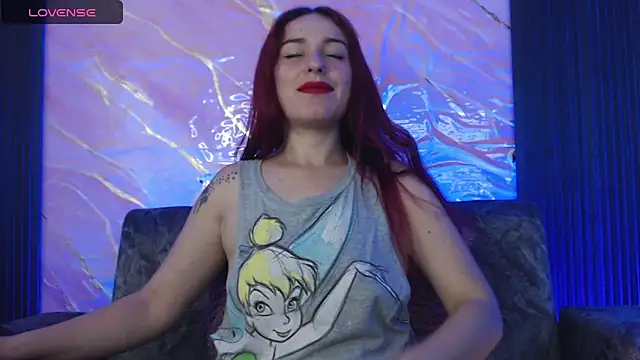 Snapshot of kat_desiree chatting on May 14, 3:02 am kat desiree online show from May 14, 3:02 am