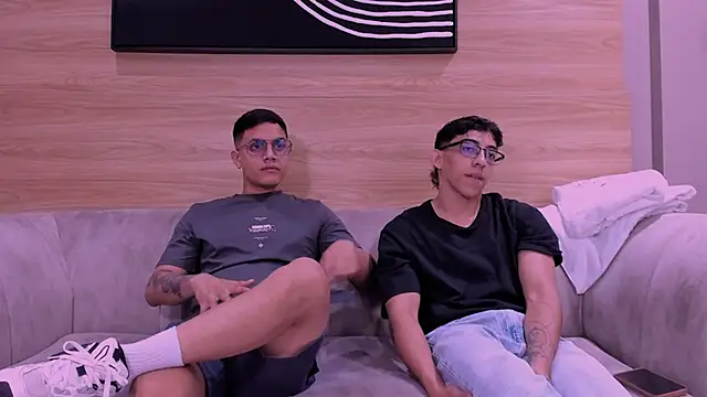 axel vega online show from February 21, 8:10 pm