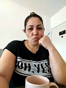 Lunita86 online show from April 24, 12:51 pm