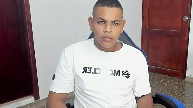 Snapshot of Dios_es_amor1006 chatting on October 4, 9:02 pm Dios es amor1006 online show from October 4, 9:02 pm