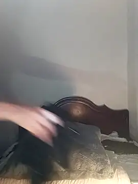 Vale stone  online show from October 19, 4:57 am