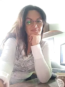 Snapshot of ValeriaLove43211 chatting on September 25, 11:14 am ValeriaLove43211 online show from September 25, 11:14 am