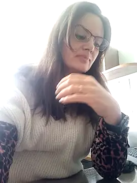 Snapshot of ValeriaLove43211 chatting on October 7, 7:16 am ValeriaLove43211 online show from October 7, 7:16 am