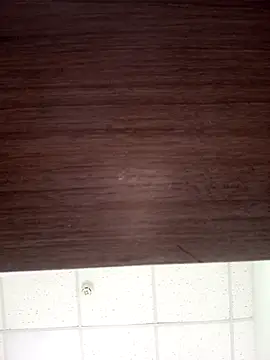 Snapshot of ValeriaLove43211 chatting on November 24, 9:09 am ValeriaLove43211 online show from November 24, 9:09 am