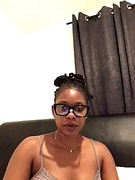 Snapshot of PrincessMelxx chatting on September 20, 9:16 pm PrincessMelxx online show from September 20, 9:16 pm
