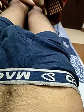 Snapshot of king_boy070 chatting on December 21, 7:48 am king boy070 online show from December 21, 7:48 am