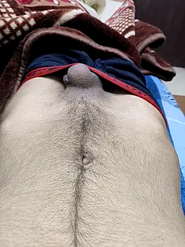 Snapshot of king_boy070 chatting on February 1, 10:03 am king boy070 online show from February 1, 10:03 am