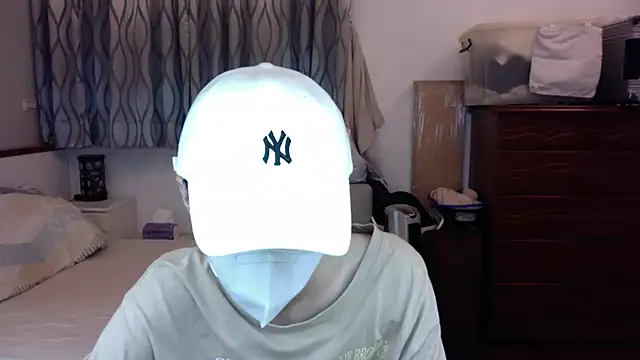 Snapshot of kai101010 chatting on September 30, 4:23 pm kai101010 online show from September 30, 4:23 pm