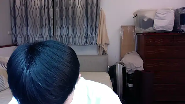 Snapshot of kai101010 chatting on October 26, 4:02 pm kai101010 online show from October 26, 4:02 pm