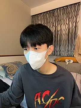 kai101010 online show from February 6, 2:20 pm