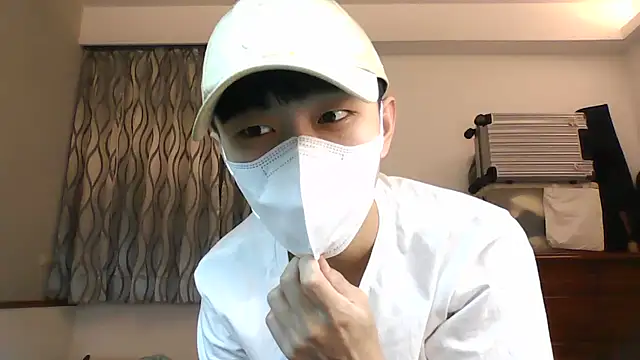 kai101010 online show from August 7, 3:47 pm
