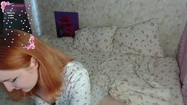 Snapshot of CherrieChuu chatting on September 24, 9:45 am CherrieChuu online show from September 24, 9:45 am