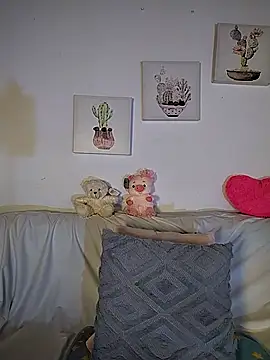 Snapshot of Suzanelee1 chatting on November 1, 7:05 pm Suzanelee1 online show from November 1, 7:05 pm