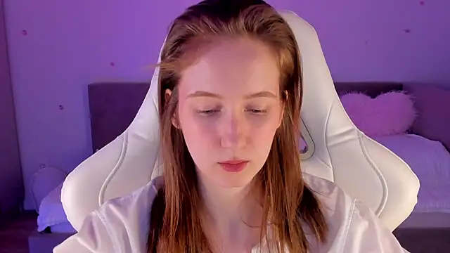 CrystalSoul  online show from November 14, 12:09 am